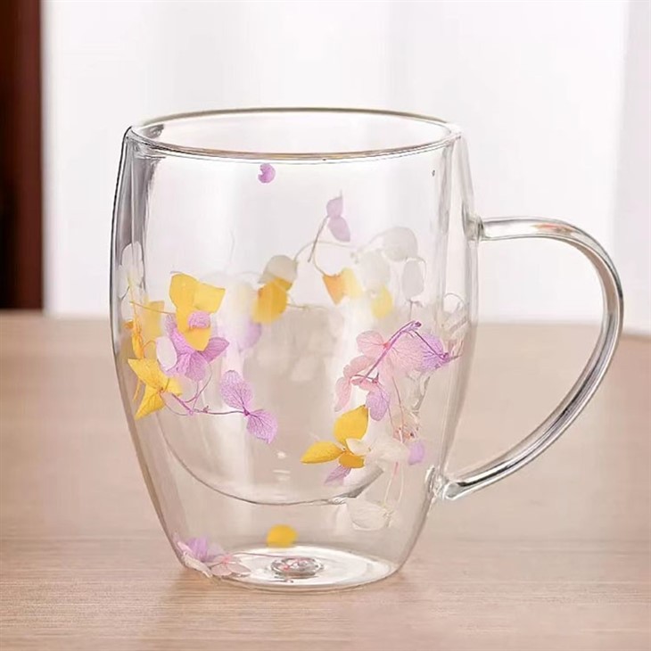 Double Wall Drinking Glass With Dried Flower,11 OZ Coffee Glass